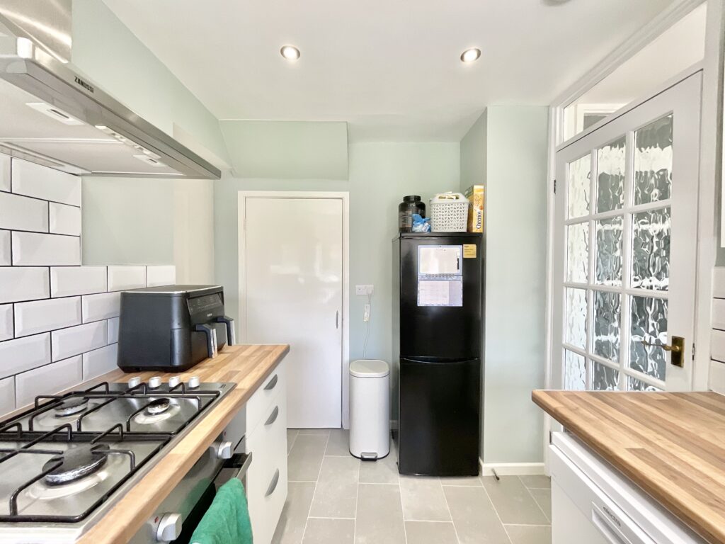 Newlands Close, Stone, ST15