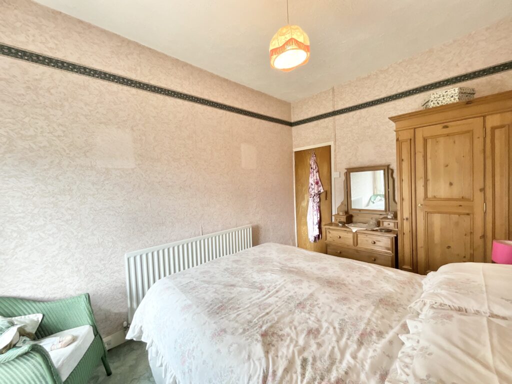 The Island, Tean, ST10