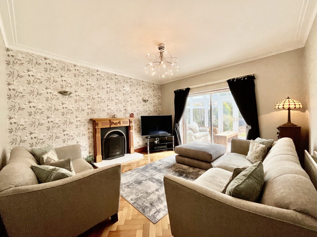 Bury Bank, Meaford, ST15