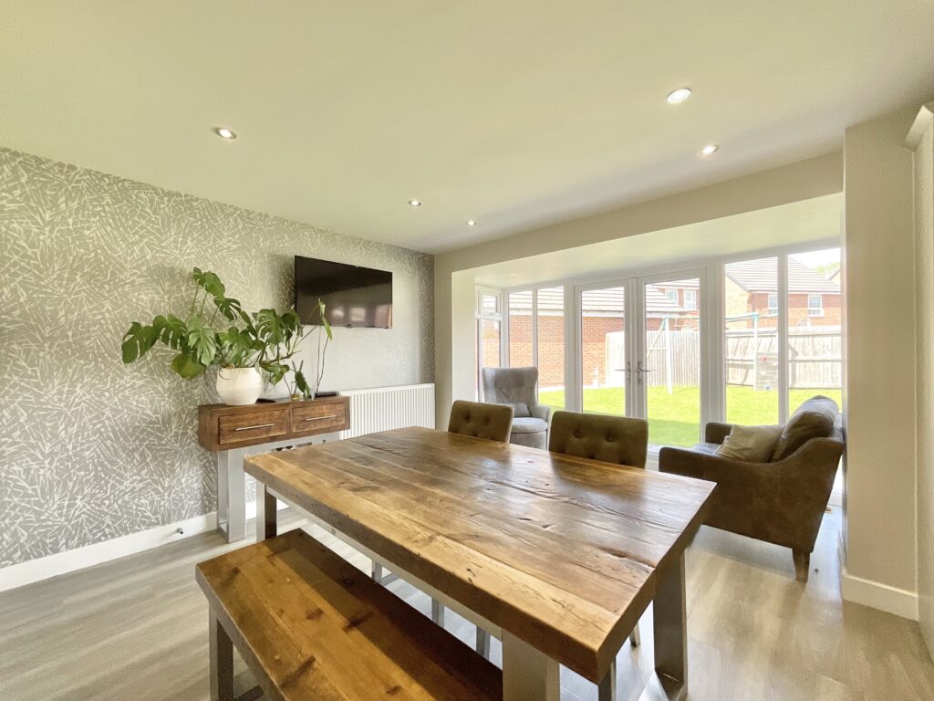 White Iris Place, Stapeley, CW5
