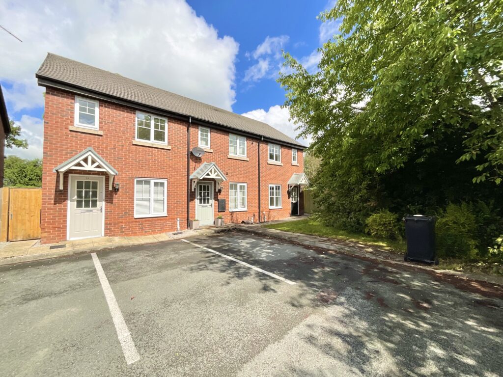 Oaks Close, Aston, CW5