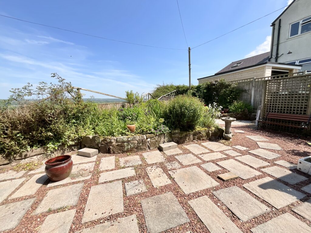 The Common, Dilhorne, ST10