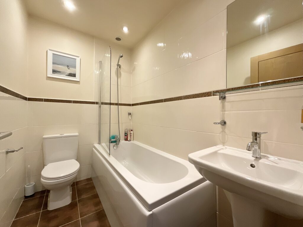 Walnut Close, Hough, CW2