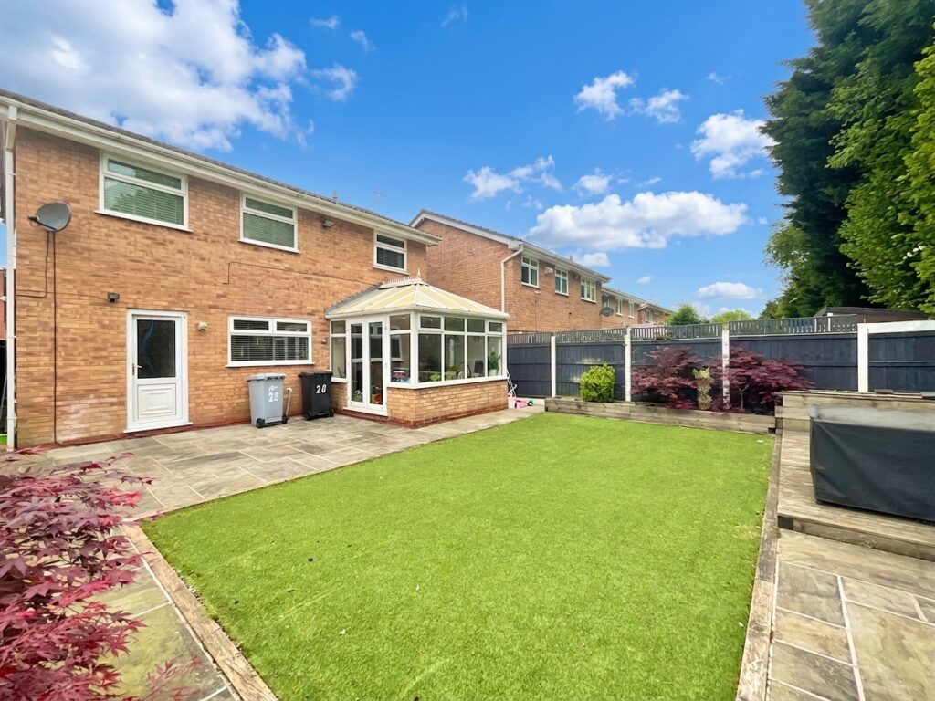 Ullswater Avenue, Crewe, CW2