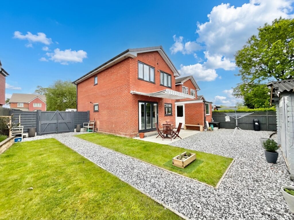 Lochleven Road, Crewe, CW2