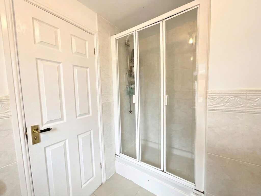 Headingley Grove, Stoke-On-Trent, ST4