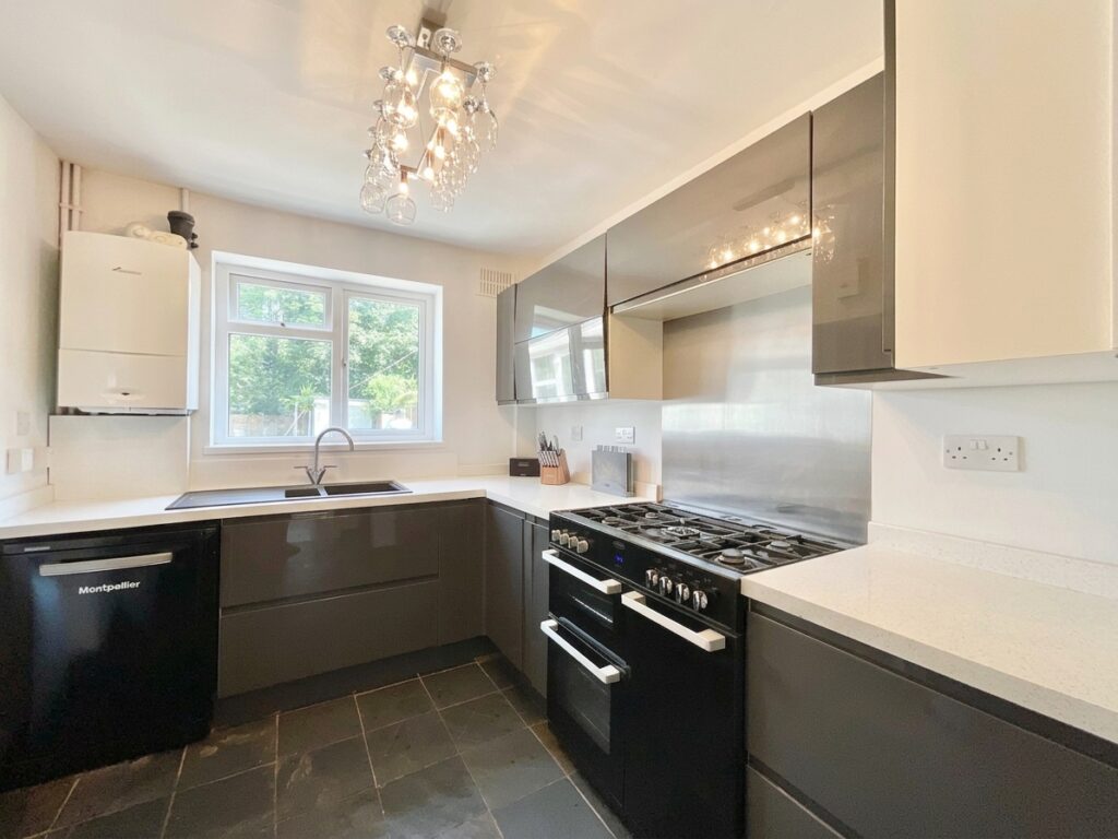 Highfield Drive, Stoke-On-Trent, ST3