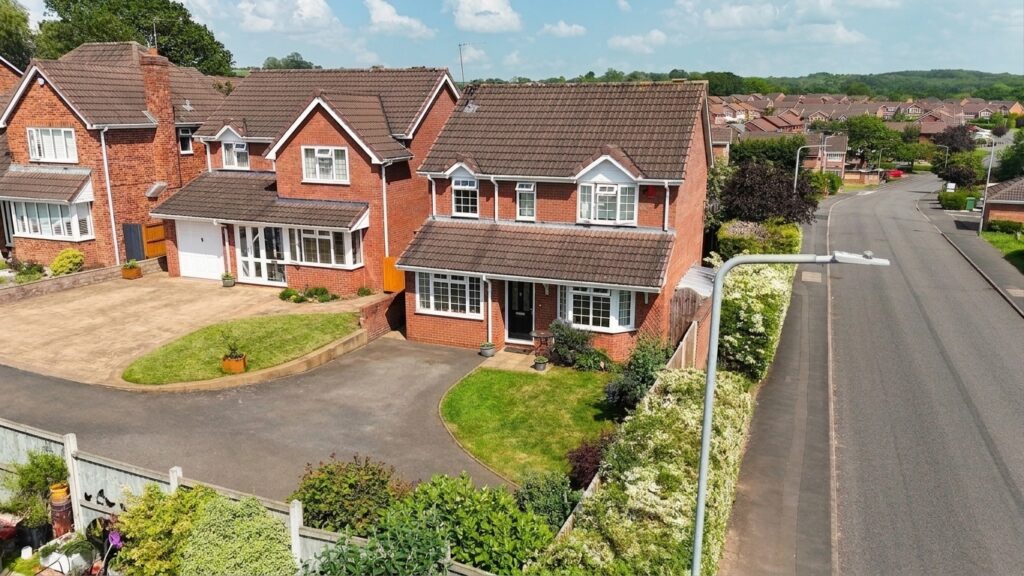 Newman Close, Stone, ST15