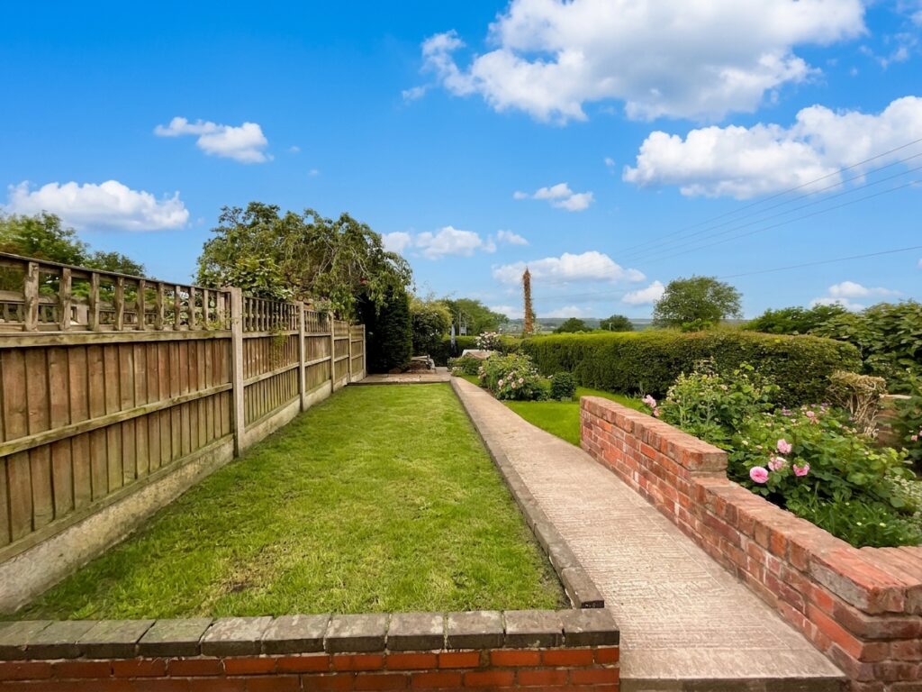Longton Road, Barlaston, ST12