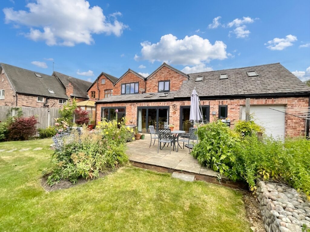 Wrexham Road, Burland, CW5