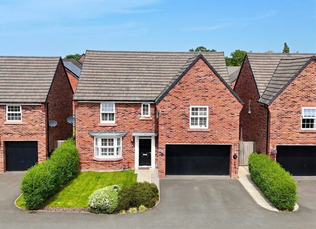 Meadowside Drive, Henhull, CW5