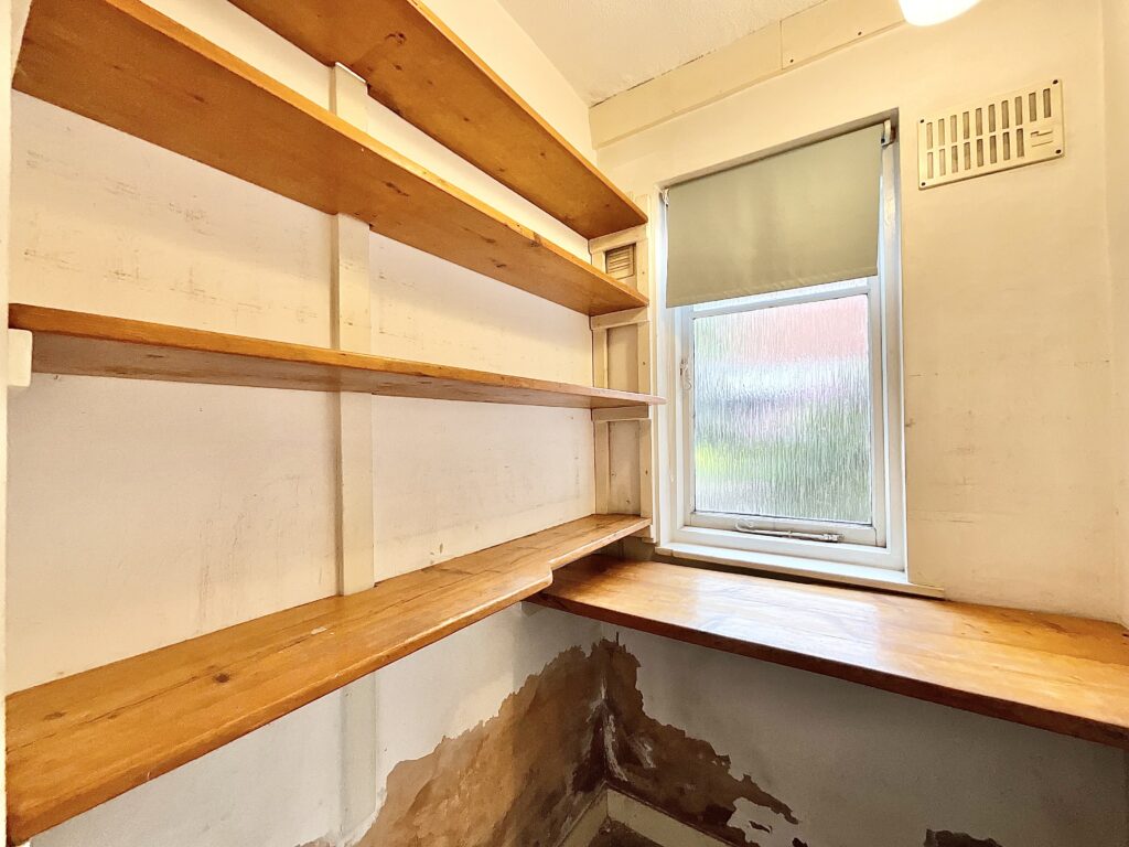 Foxt Road, Foxt, ST10