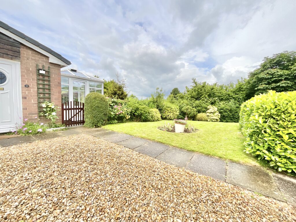 Acorn Close, Loggerheads, TF9