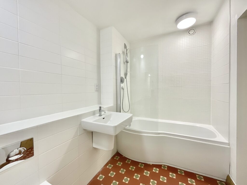 Sidmouth Avenue, Newcastle, ST5