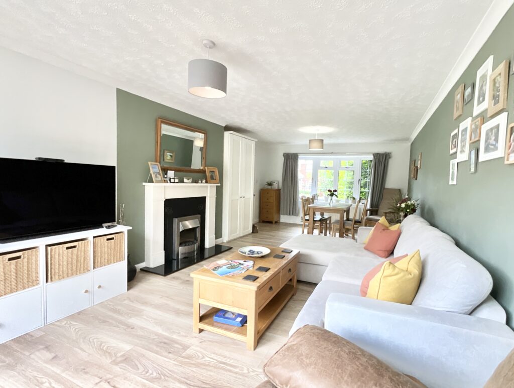 Meadow Close, Gnosall, ST20