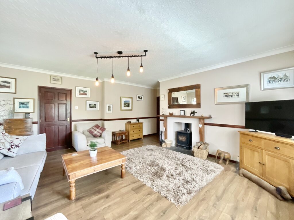St. Johns Ave, Oulton, ST15