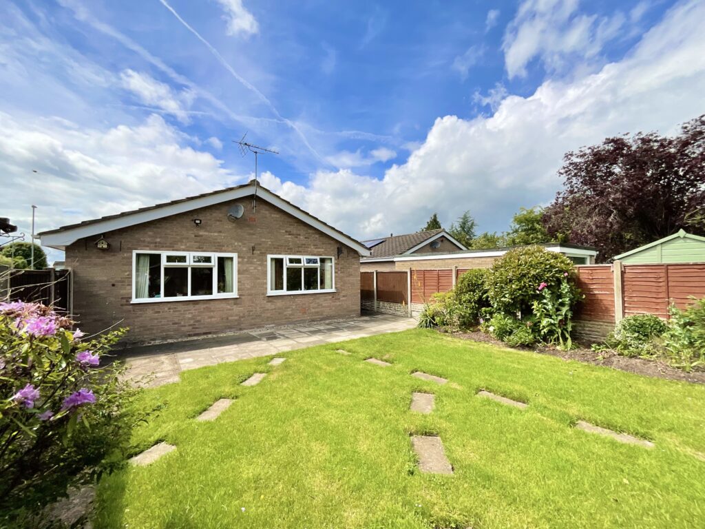 Caernarvon Road, Wistaston, CW2
