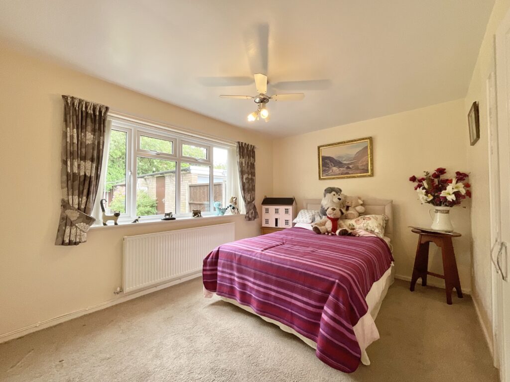 Caernarvon Road, Wistaston, CW2