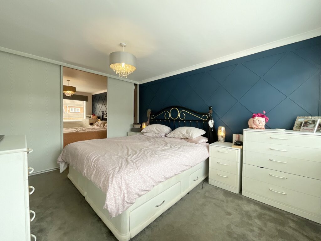 Woolston Drive, Hough, CW2