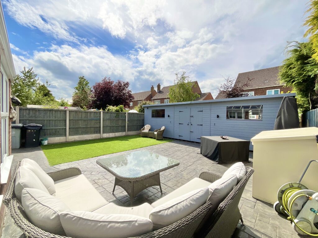 Woolston Drive, Hough, CW2