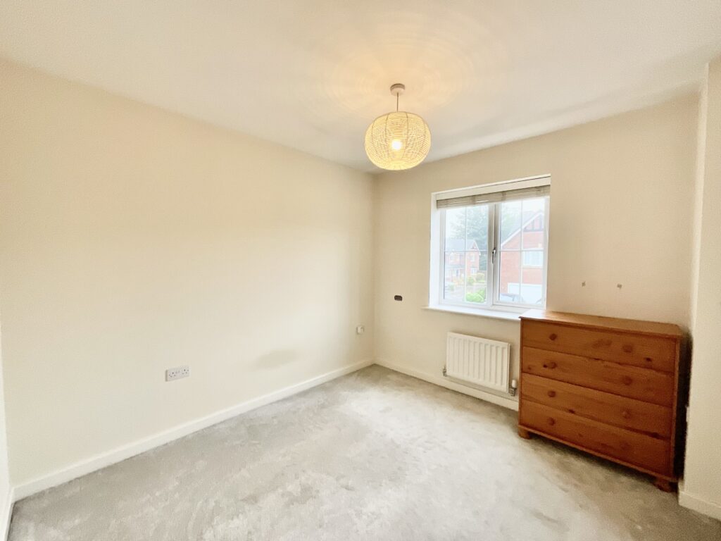 Chandlers Way, Stone, ST15