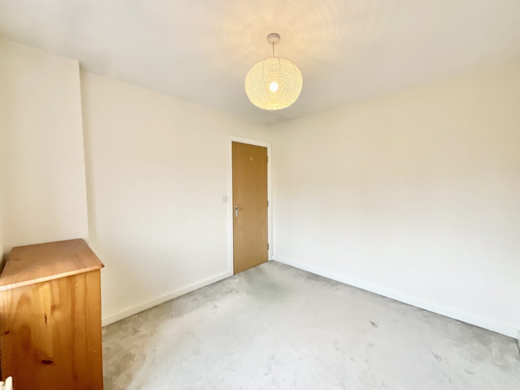 Chandlers Way, Stone, ST15
