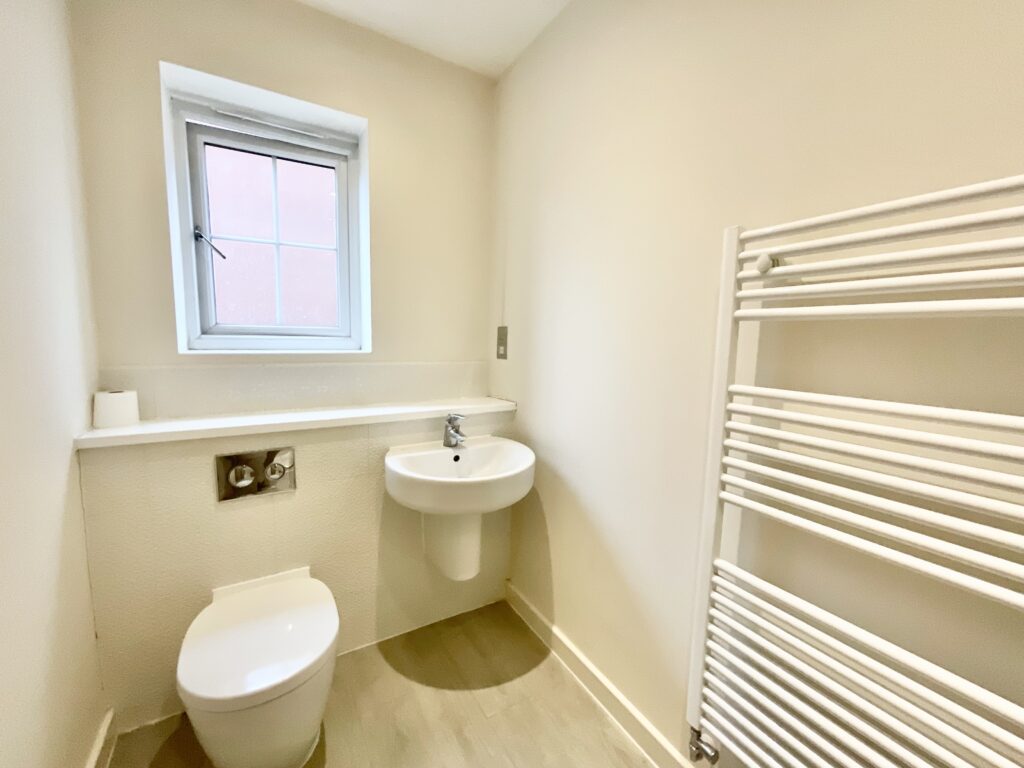 Chandlers Way, Stone, ST15