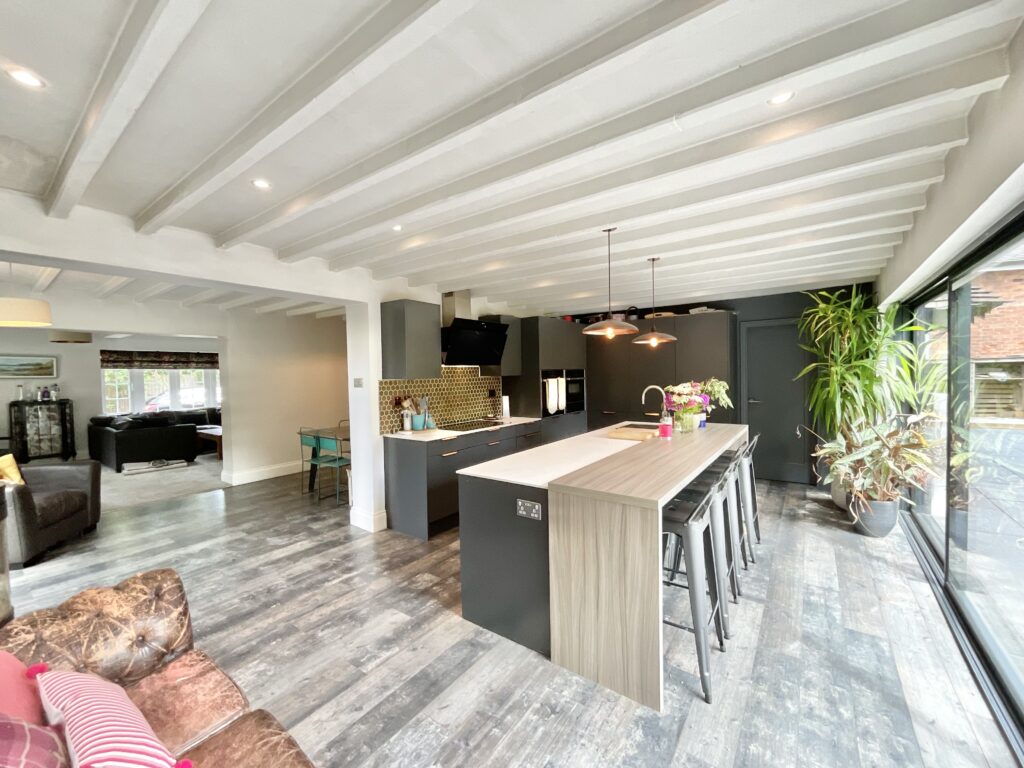 Crewe Road, Hatherton, CW5