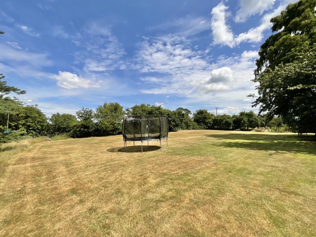 Crewe Road, Hatherton, CW5