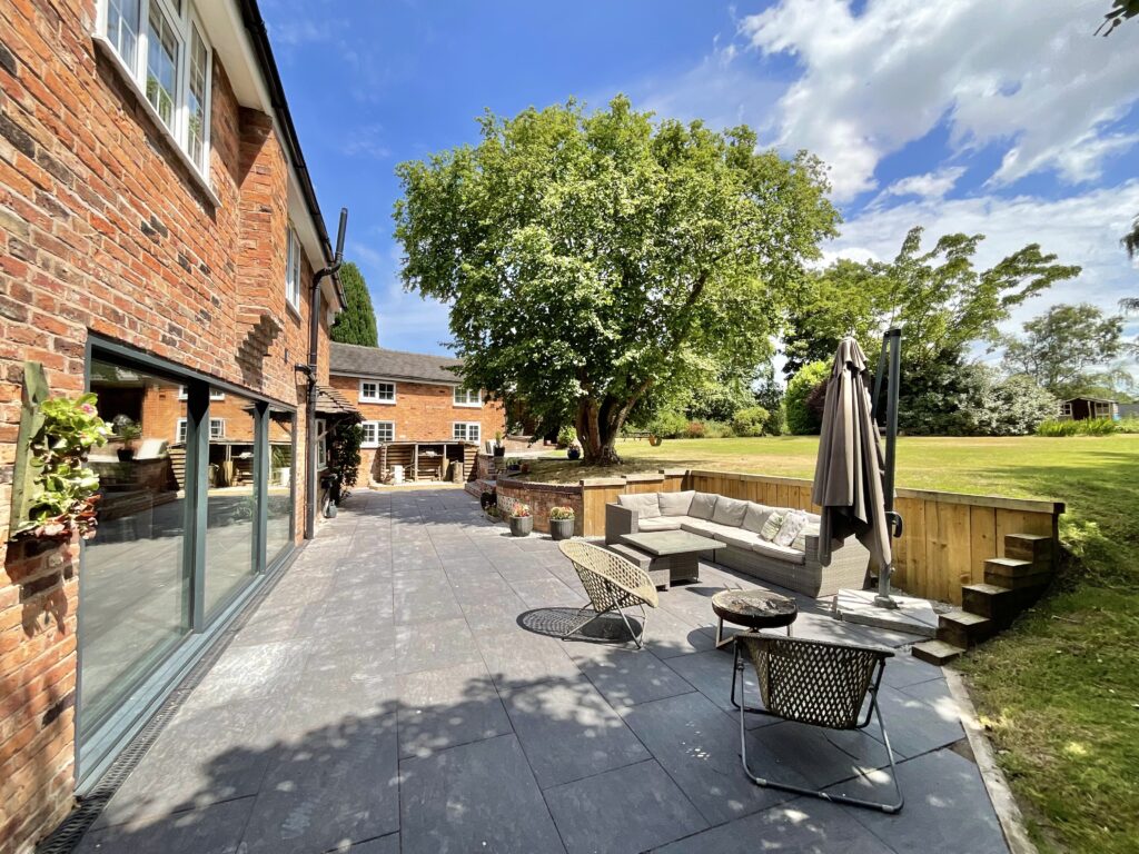 Crewe Road, Hatherton, CW5