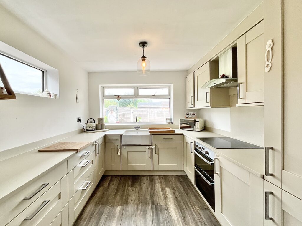 Station Road, Endon, ST9