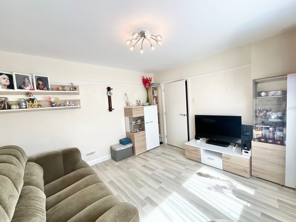 Robina Drive, Cheadle, ST10