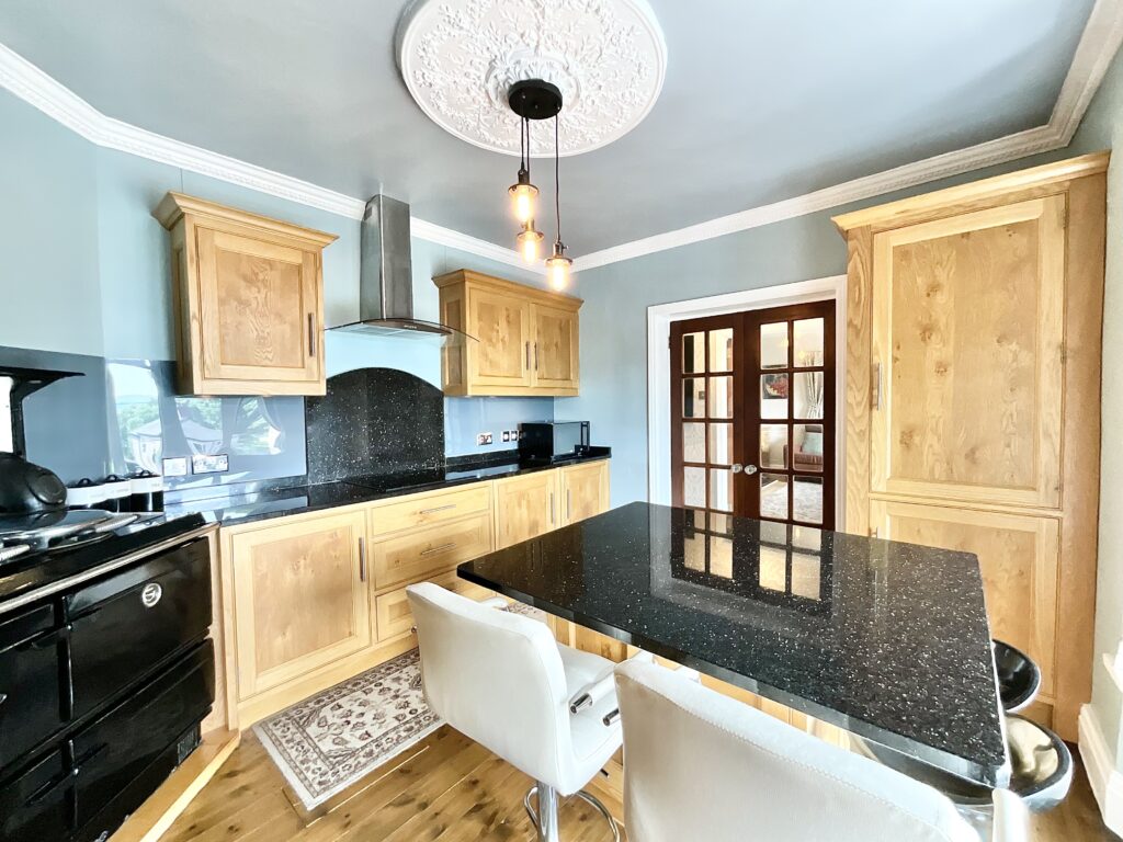 Mollatts Wood Road, Leek, ST13