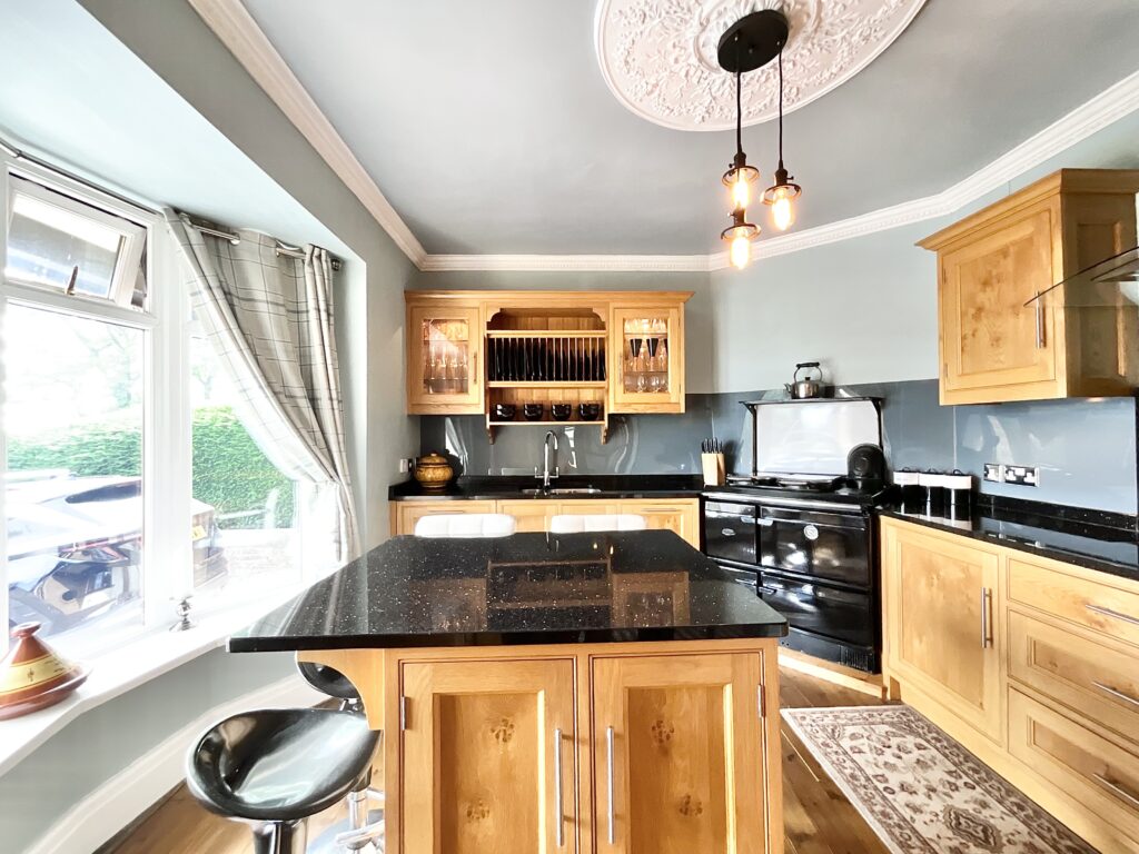 Mollatts Wood Road, Leek, ST13