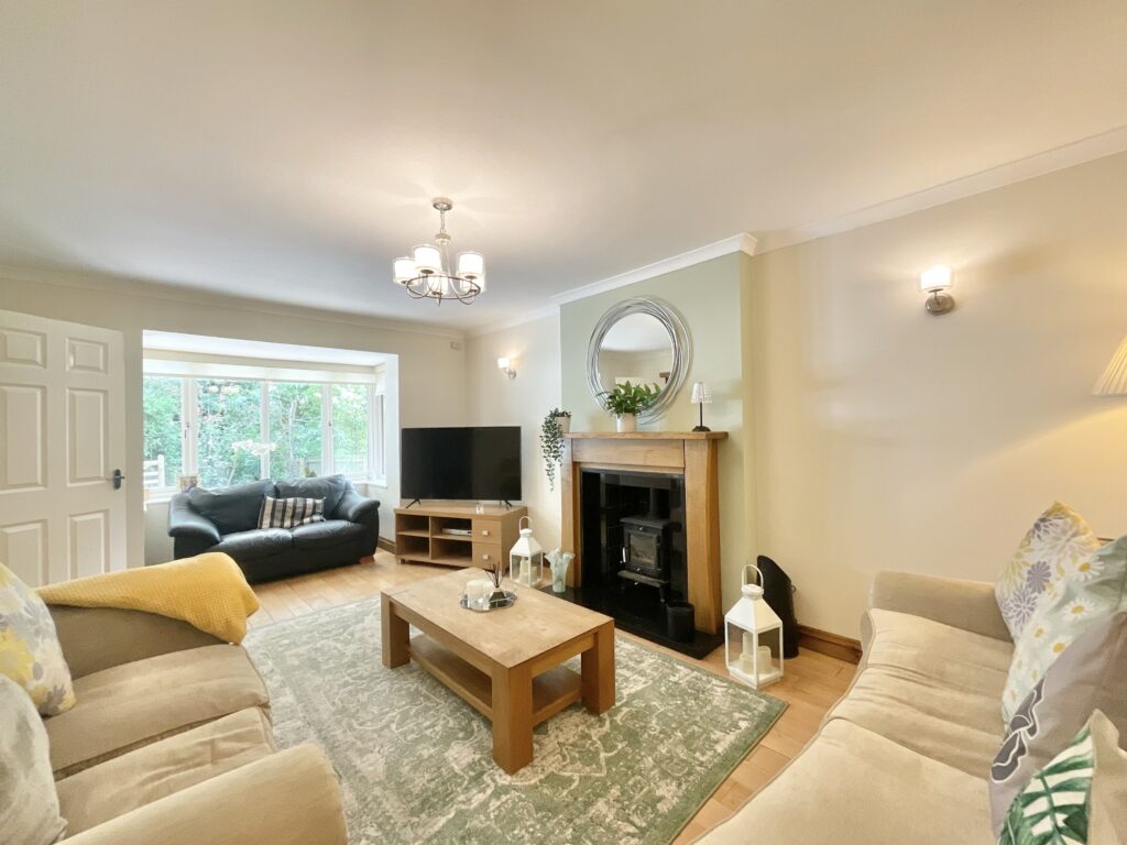 Sandy Lane, Aston, CW5