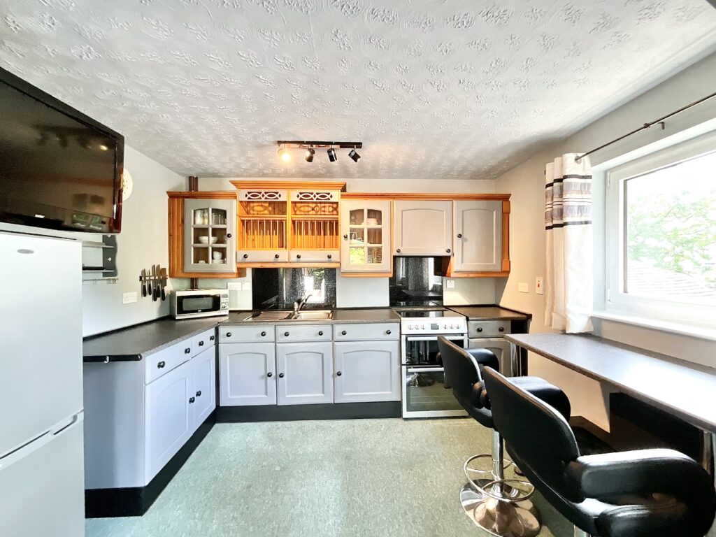 Mollatts Wood Road, Leek, ST13