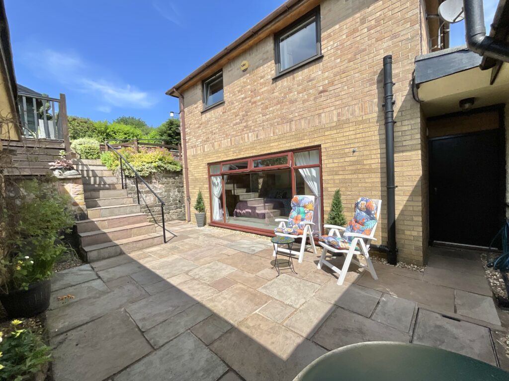 Mollatts Wood Road, Leek, ST13