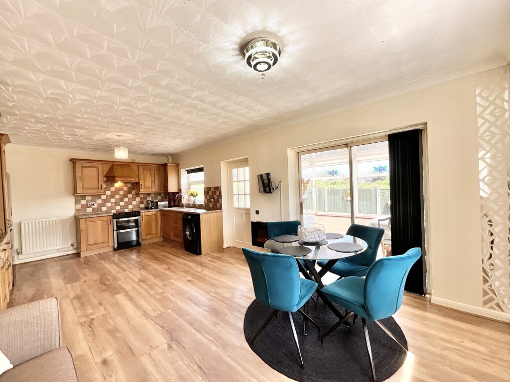 Froghall Road, Cheadle, ST10