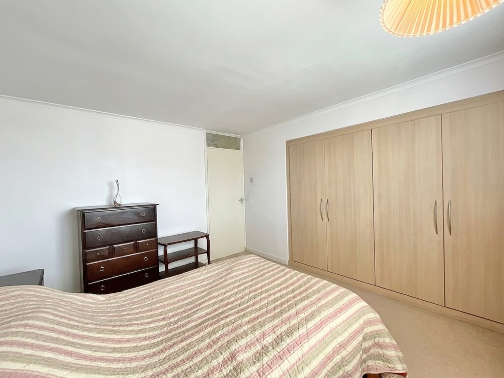 Yarnfield Close, Stoke-On-Trent, ST3