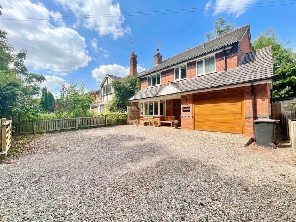 Sandy Lane, Aston, CW5
