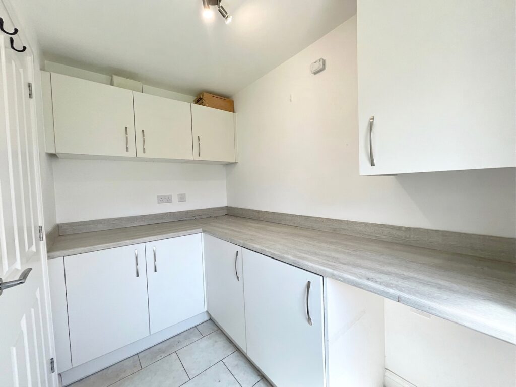 Edme Grove, Barlaston, ST12