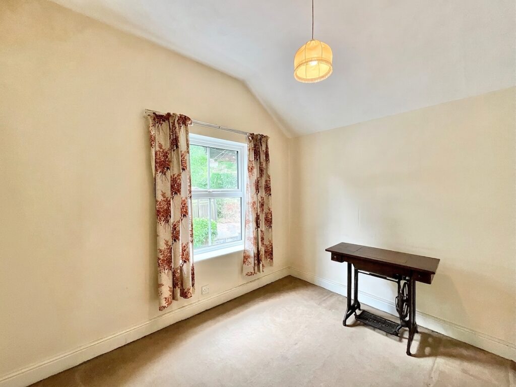 Foxt Road, Foxt, ST10