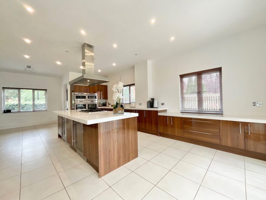 Freshwater Drive, Weston, CW2