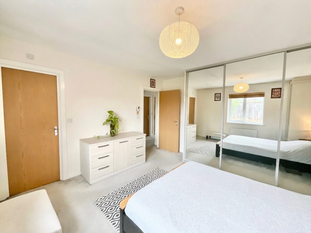 Chandlers Way, Stone, ST15