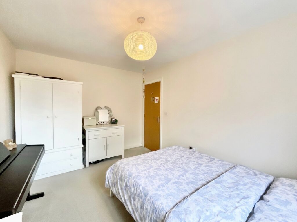 Chandlers Way, Stone, ST15