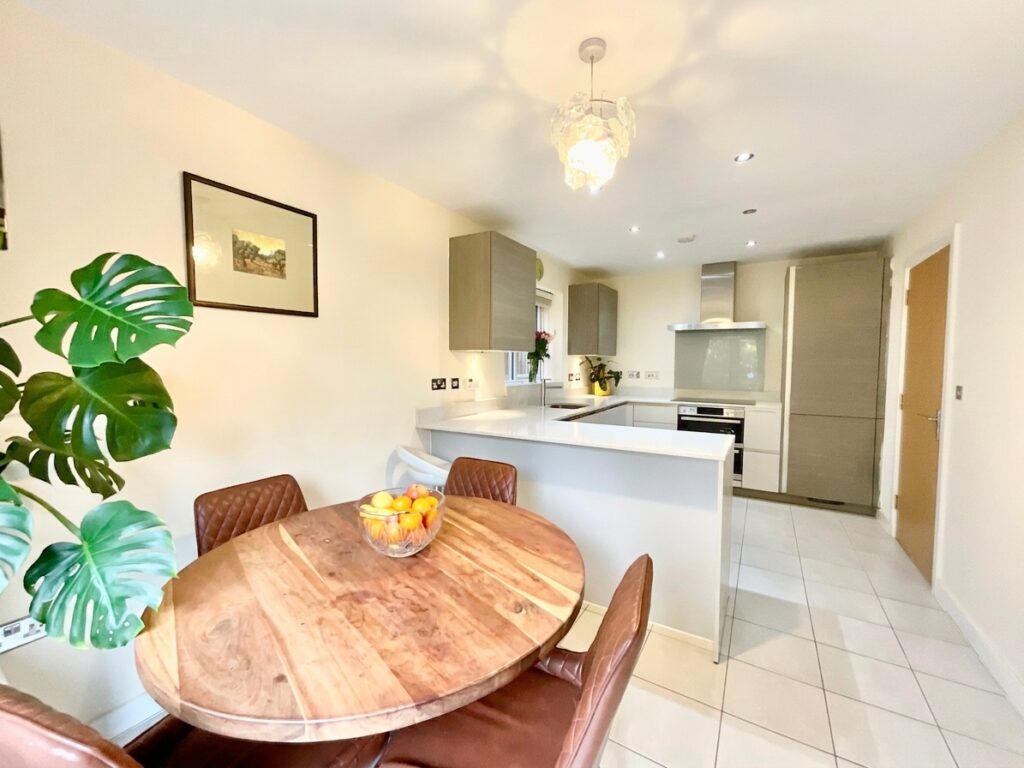Chandlers Way, Stone, ST15