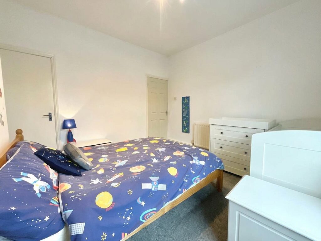 Alastair Road, Stoke-On-Trent, ST4
