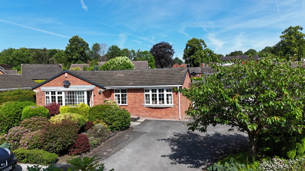 Giles Close, Cheadle, ST10