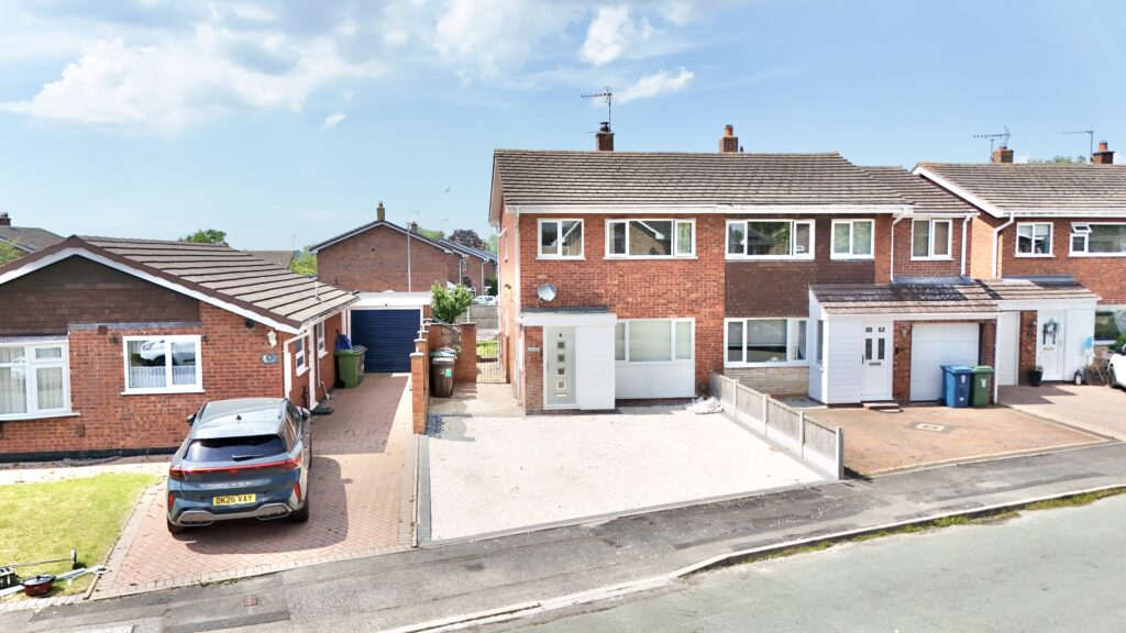 Hollies Brook Close, Gnosall, ST20