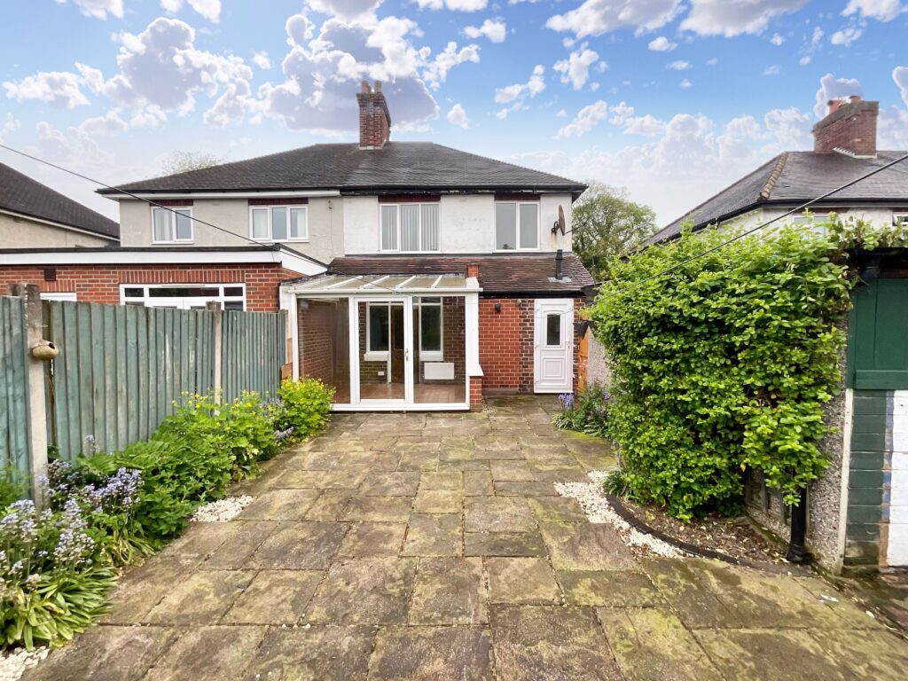 Grove Road, Stone, ST15